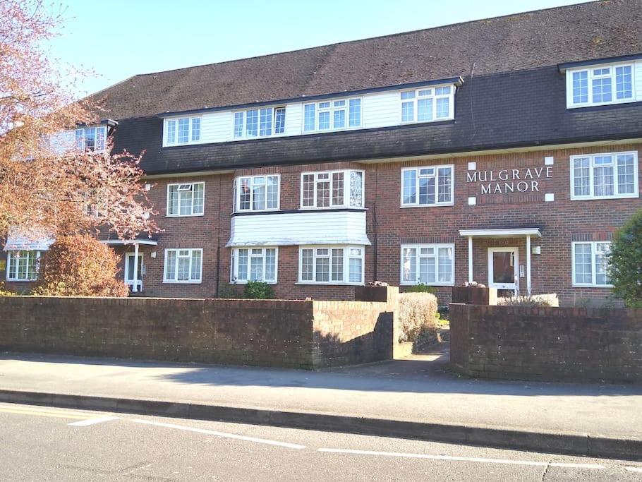 Ferienwohnung 2 Bed Flat Near Station With Parking&Comgarden Sutton  Exterior foto