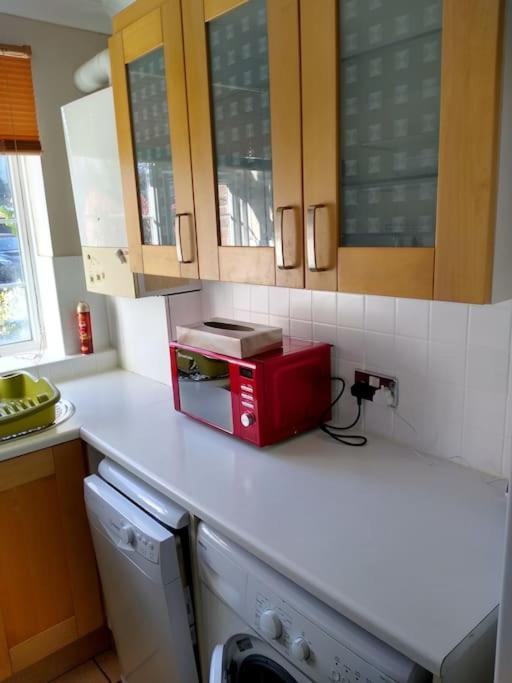 Ferienwohnung 2 Bed Flat Near Station With Parking&Comgarden Sutton  Exterior foto